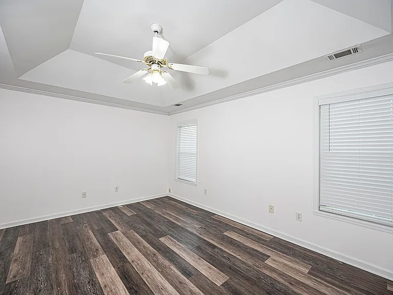 2285 Shady Oaks Dr — Photo 15