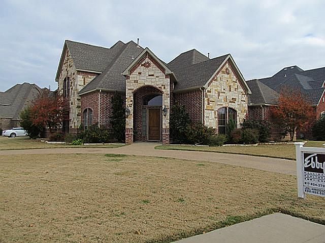 2nd image of 502 Hunter Bend Dr