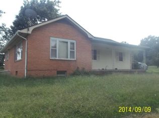 326 Pinewoods Rd, Quicksburg, VA 22847