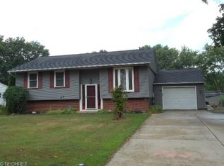 2486 Trentwood Dr SE, Warren, OH