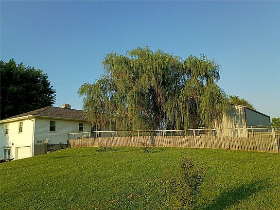 4th image of 1401 S Prospect St