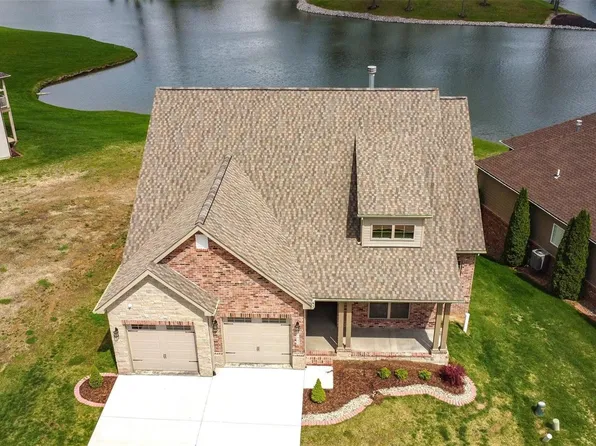 1043 Pebble Beach Dr, Caseyville, IL 62232