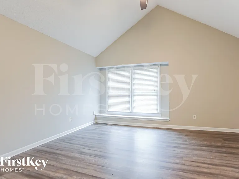 15117 W 131st St — Photo 11