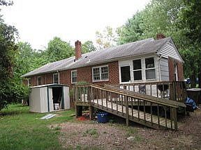 4th image of 2811 Branchwood Dr