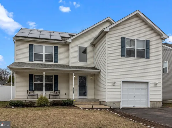 2366 Maple Ave, Croydon, PA 19021