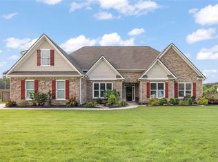 2104 Meadowood Cv, Monroe, GA 30655