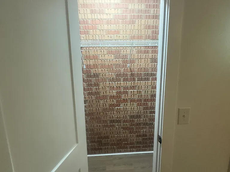 313 Rhodehaven Dr — Photo 13