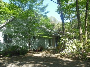 51 Toppings Path, Sag Harbor, NY 11963