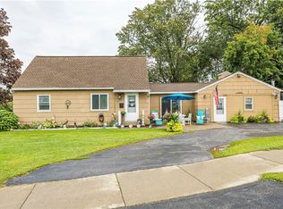 71 Ridge Ter, Rochester, NY 14626