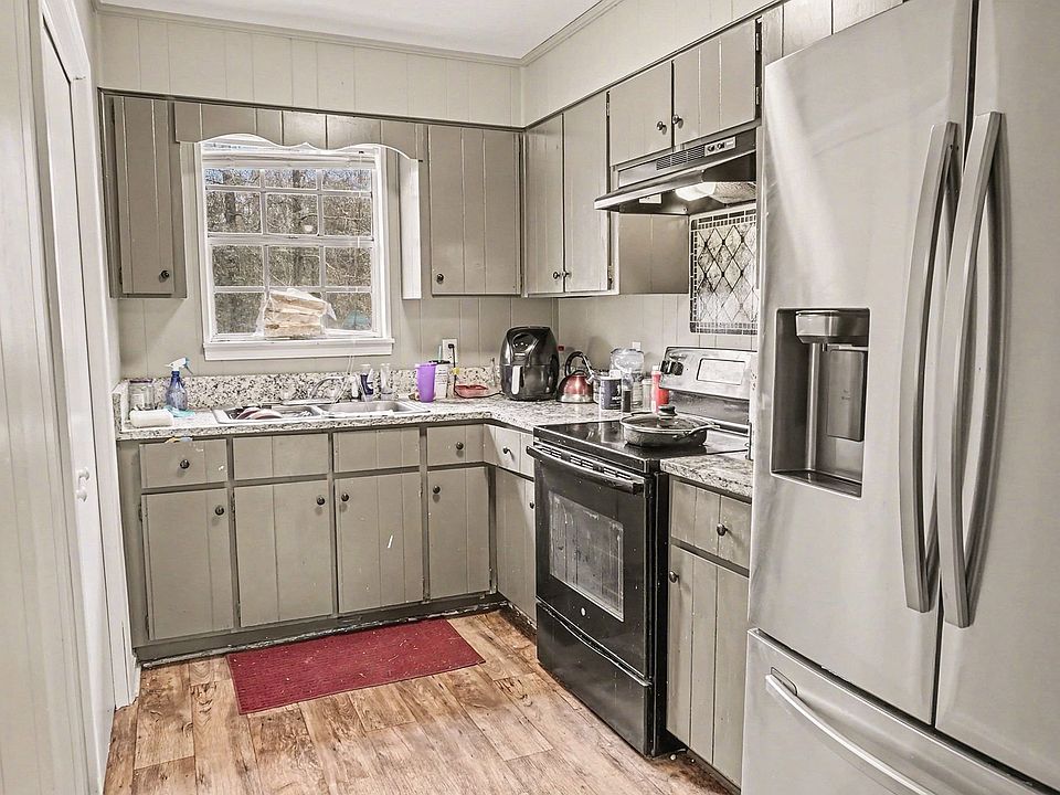 1st image of 3712 Willow Ln