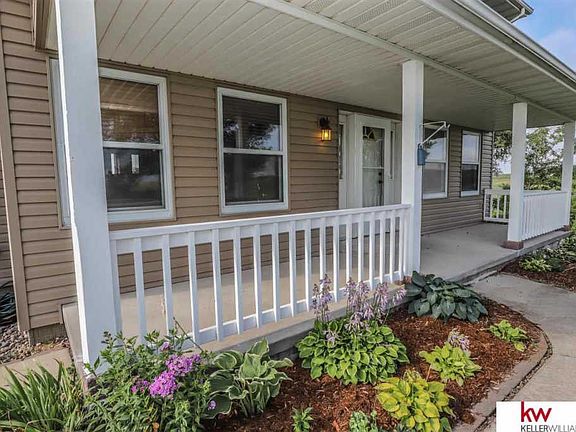 4th image of 24851 Brothers Ave