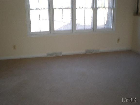 3rd image of 205 Minuteman Dr