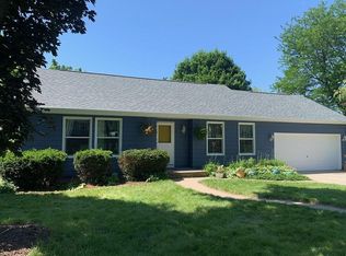 111 Autumn Ln, Marshall, WI 53559