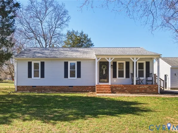 453 Manquin Dr, Aylett, VA 23009