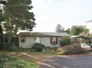 4295 N Rhododendron Dr, Florence, OR 97439