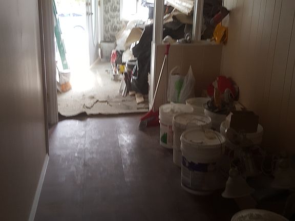 3rd image of 12717 9th Ave #House