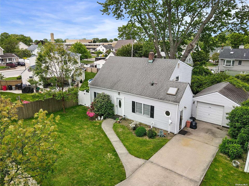 1st image of 26 Dale Ln