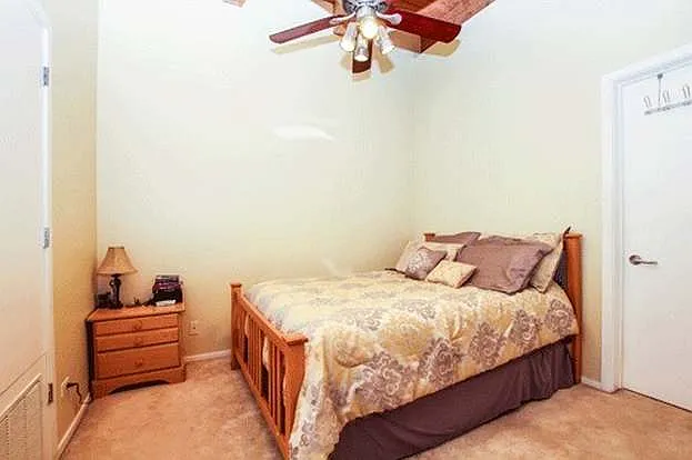 728 W Jackson Blvd #324 — Photo 18