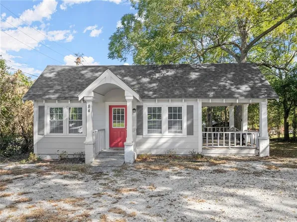 84 Peach St, Commerce, GA 30529