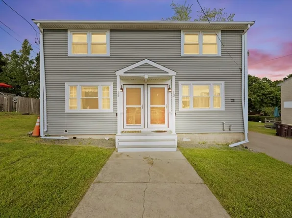 13-15 Bursley Rd, North Weymouth, MA 02191