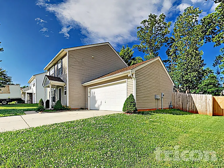 1008 Crowders Woods Dr — Photo 27