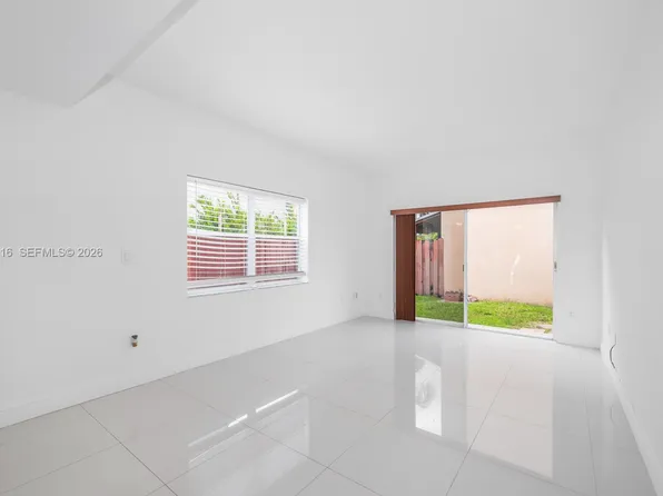 4668 SW 153rd Ct, Miami, FL 33185