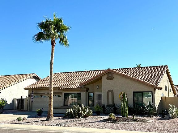 2nd image of 9627 W MENADOTA Drive