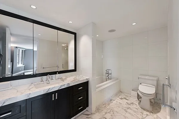 Sold by Nest Seekers International | media 6