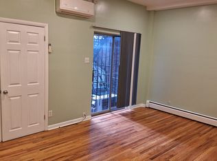 2033 Chestnut St APT 2, Philadelphia, PA 19103