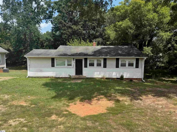 5 Mayo Dr, Greenville, SC 29605