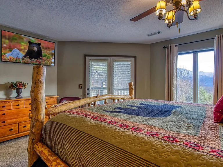 905 Smoky Bears Way — Photo 27
