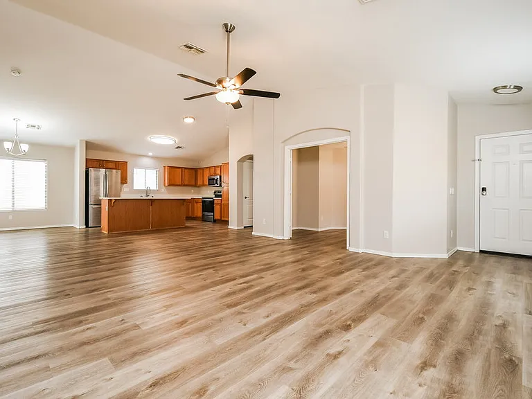 39378 N Parisi Cir — Photo 4