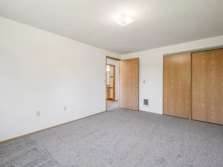 Ridgeland Apartments — Photo 23
