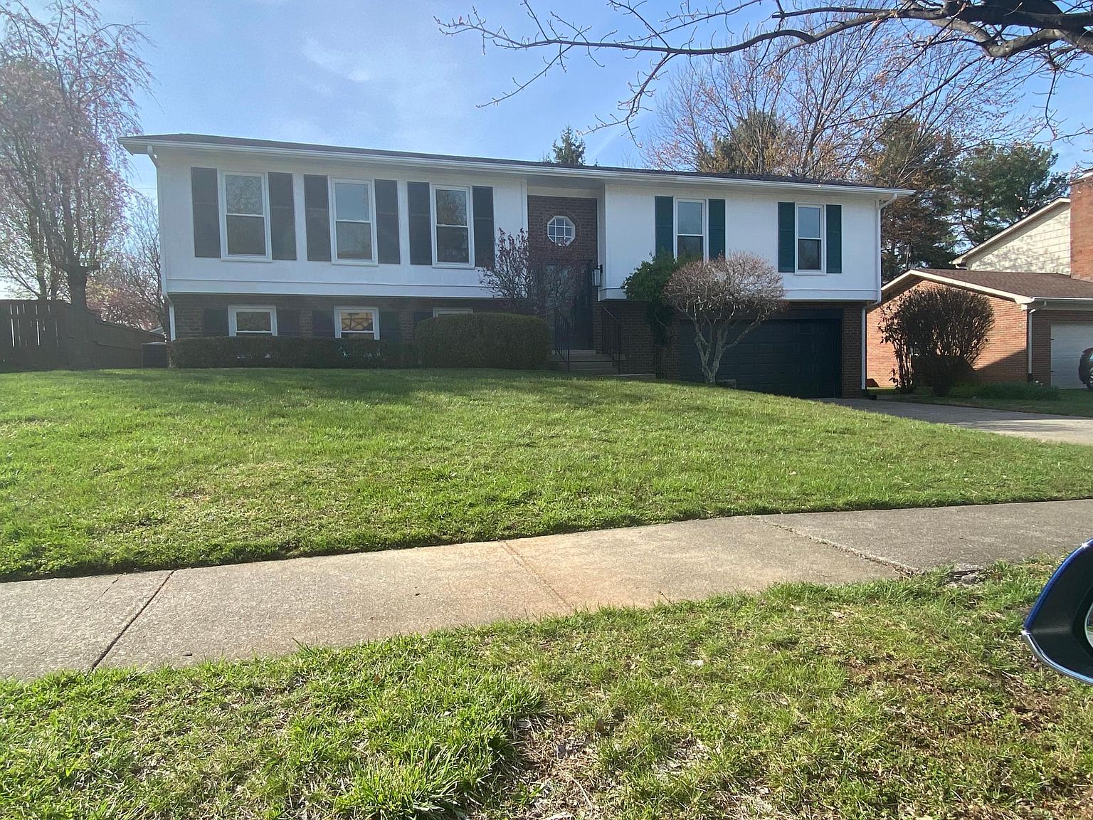 3347 Mantilla Dr, Lexington, KY 40513 Zillow