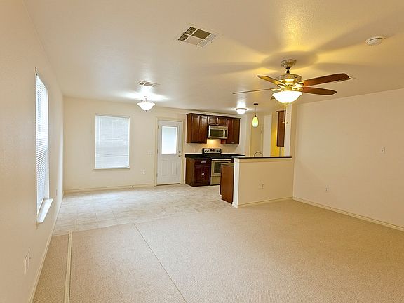 4th image of 1614 Strickland Dr