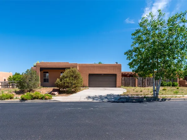 69 Bosquecillo, Santa Fe, NM 87508