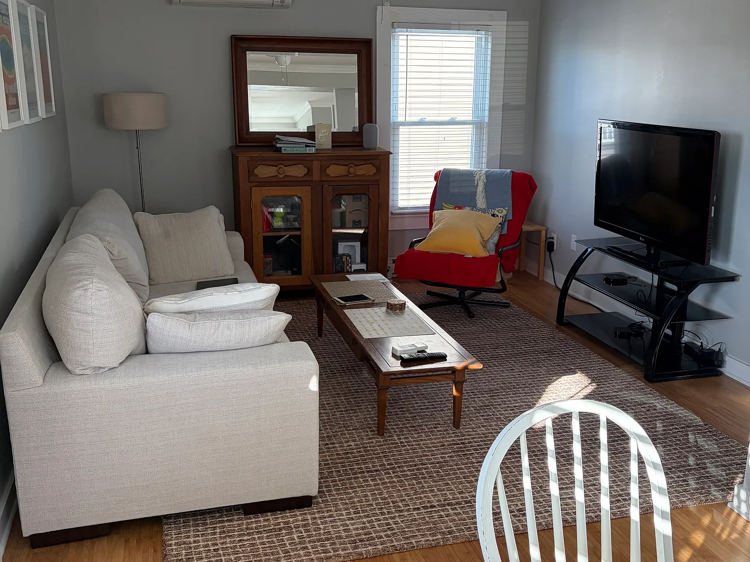 2 bed, 1100 sqft, $2,000 — Photo 4