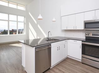 Urbana, Seattle, WA 98107