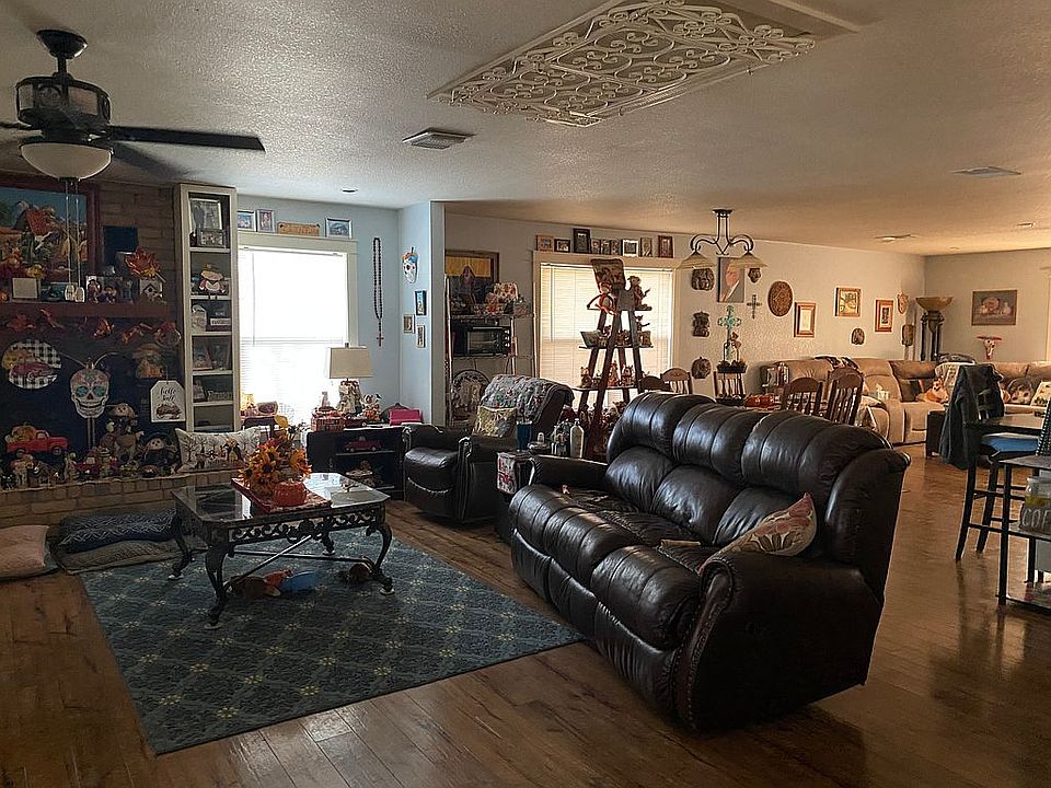 1st image of 602 N Bishop St