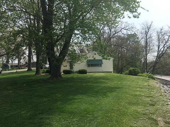 4th image of 203 Shady Hill Ct