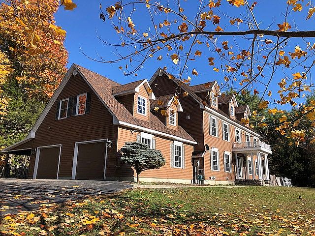 Beautiful fall foliage 