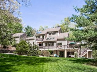 96 Sachem Dr, Glastonbury, CT 06033
