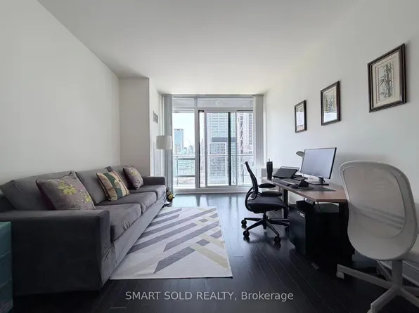 825 Church St, Toronto, ON