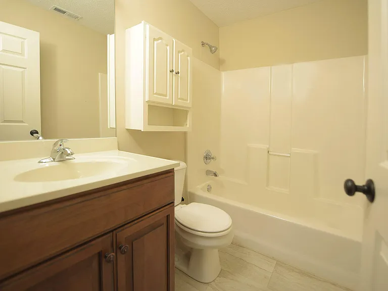 67 Forest Hill Dr — Photo 7