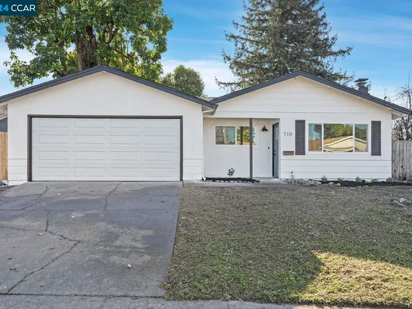 710 Hewett St, Santa Rosa, CA 95401