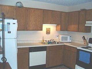1st image of 7234 Creekview Dr APT 2