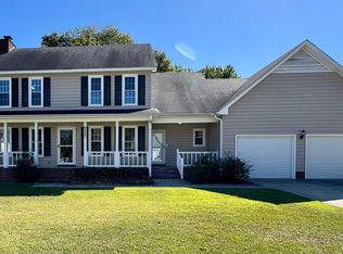 6257 Lake Trail Dr, Fayetteville, NC 28304