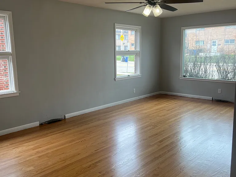 3805 Washington Ave #3 — Photo 2