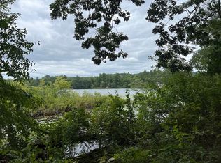 16 Davis St, Westfield, MA 01085