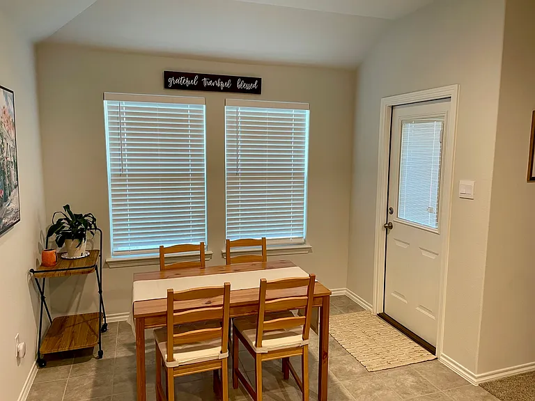 717 White Comb Ln — Photo 18